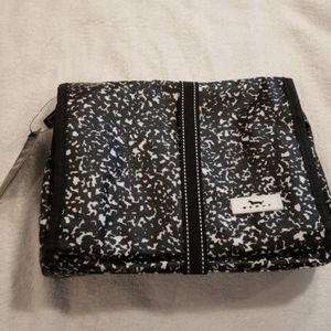 Scout Hanging Toiletry Bag